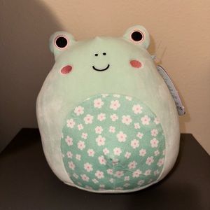 8” Fritz the Frog Squishmallow Easter 2023